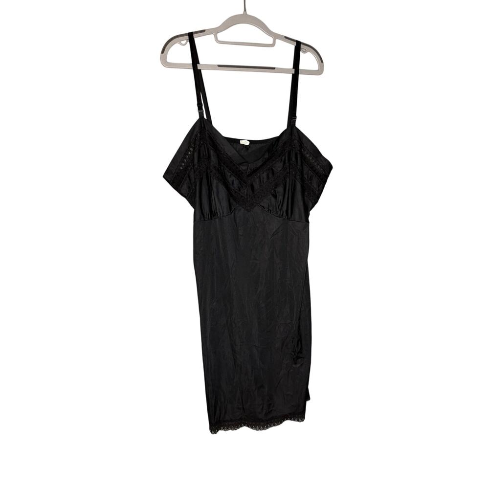 Vintage Richform 80s/90s black silky nightgown slip dress